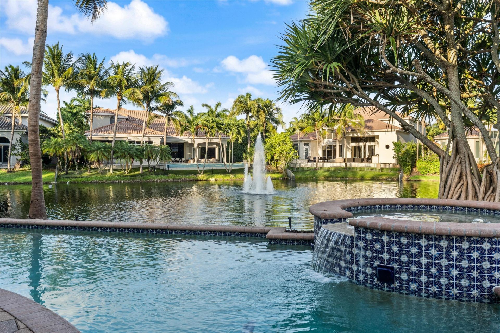 670 Carrot Wood Terrace, Plantation, FL 33324 Photo
