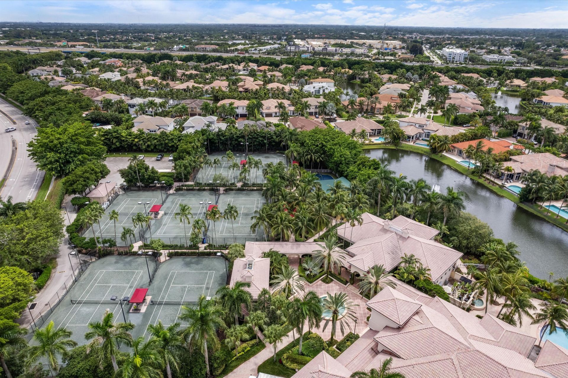 670 Carrot Wood Terrace, Plantation, FL 33324 Photo