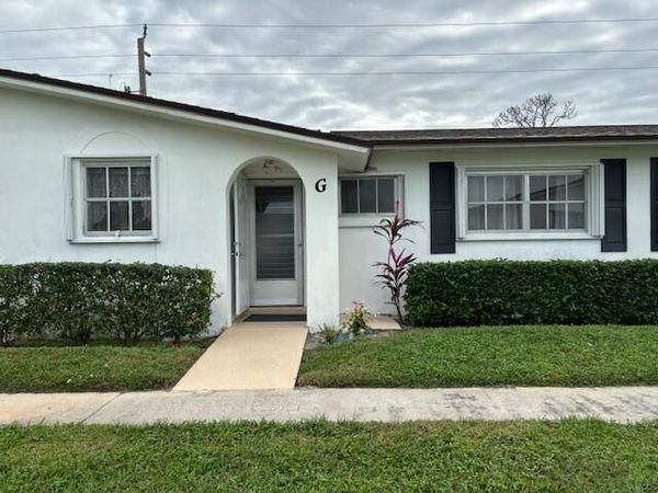 2936 Crosley Drive E, Unit G, West Palm Beach, FL 33415