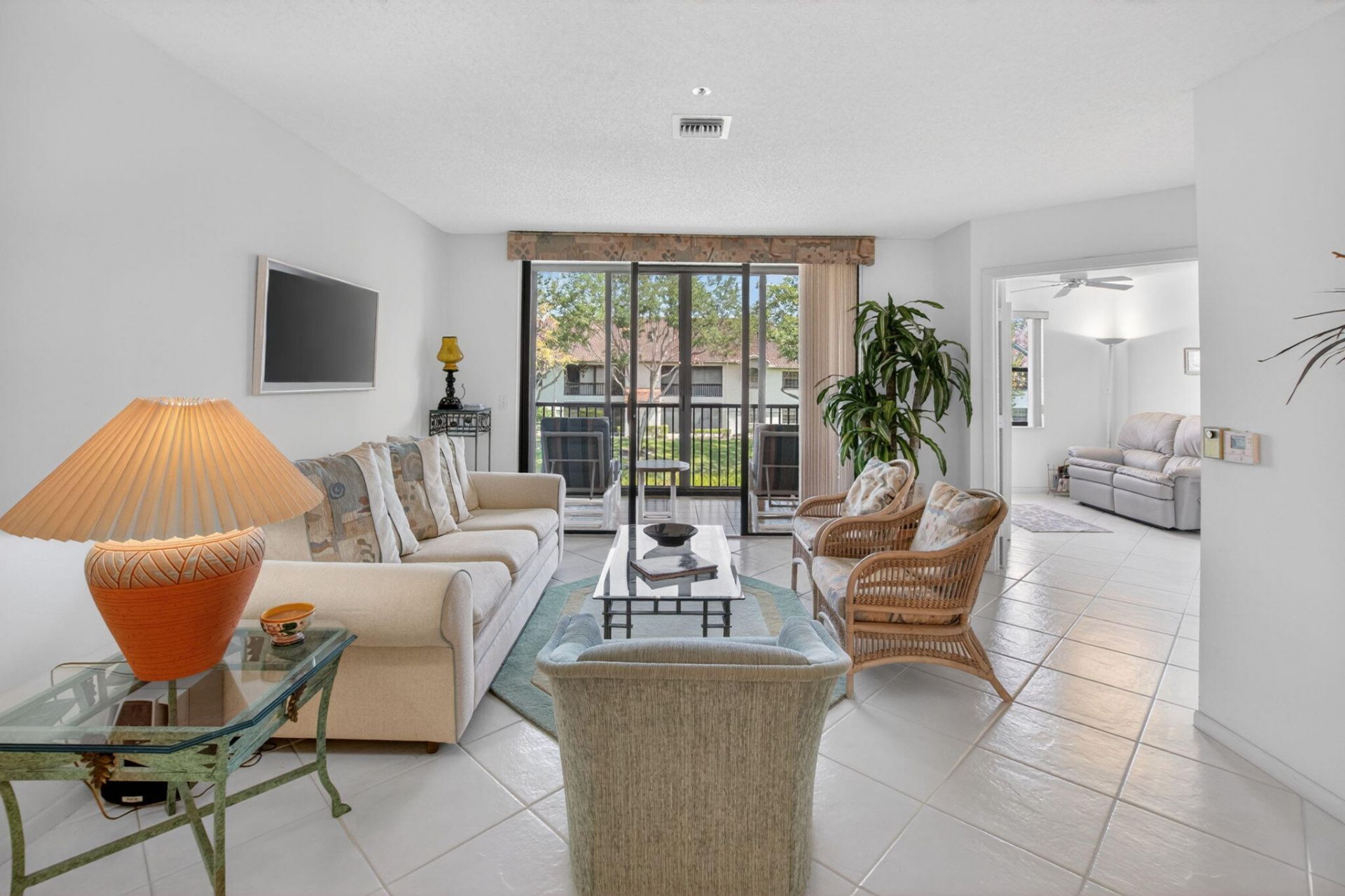 5153 Floria Drive, Unit M, Boynton Beach, FL 33437 Photo