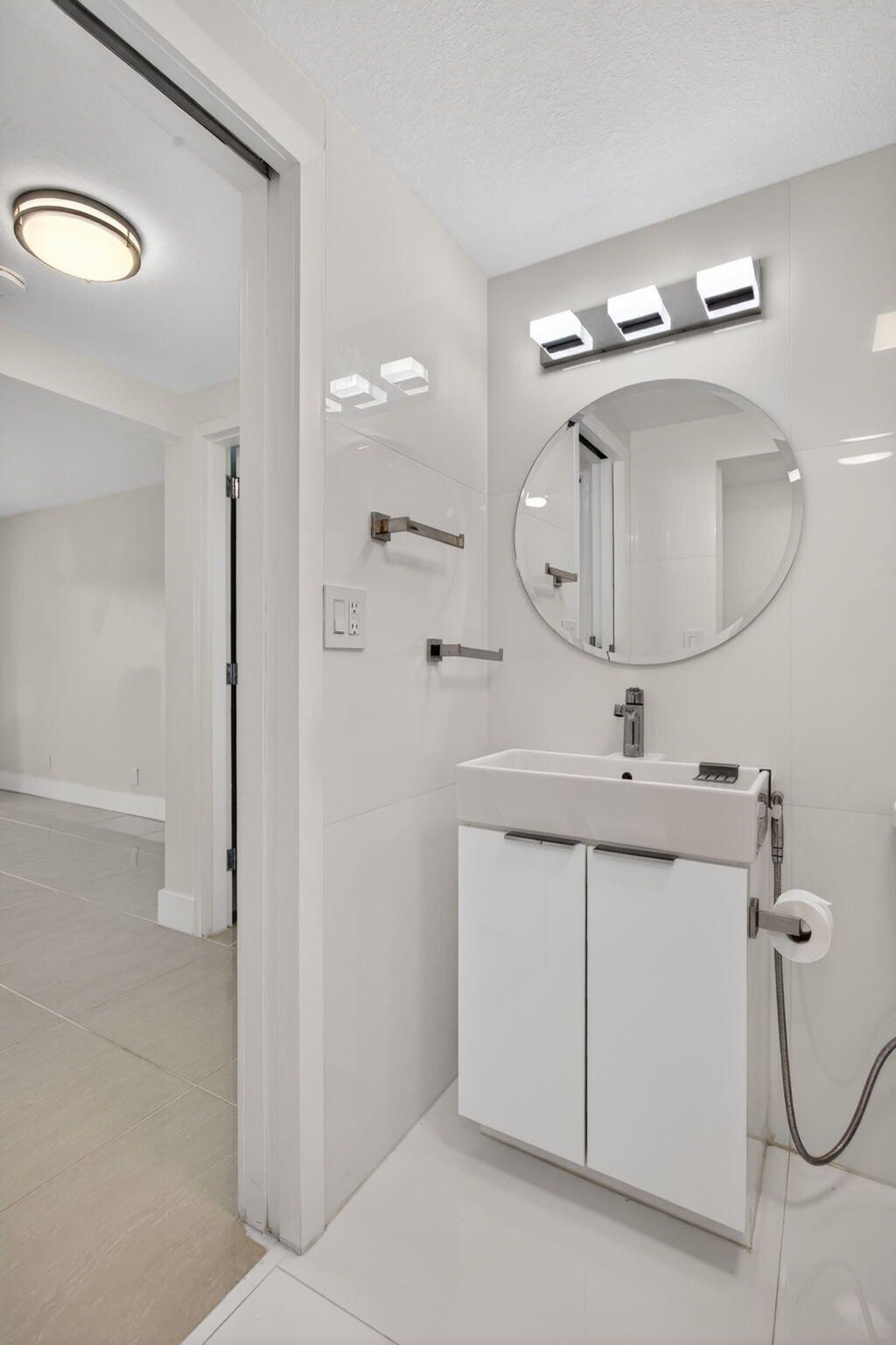 3212 NE 12th Street, Unit Apt 204, Pompano Beach, FL 33062 Photo