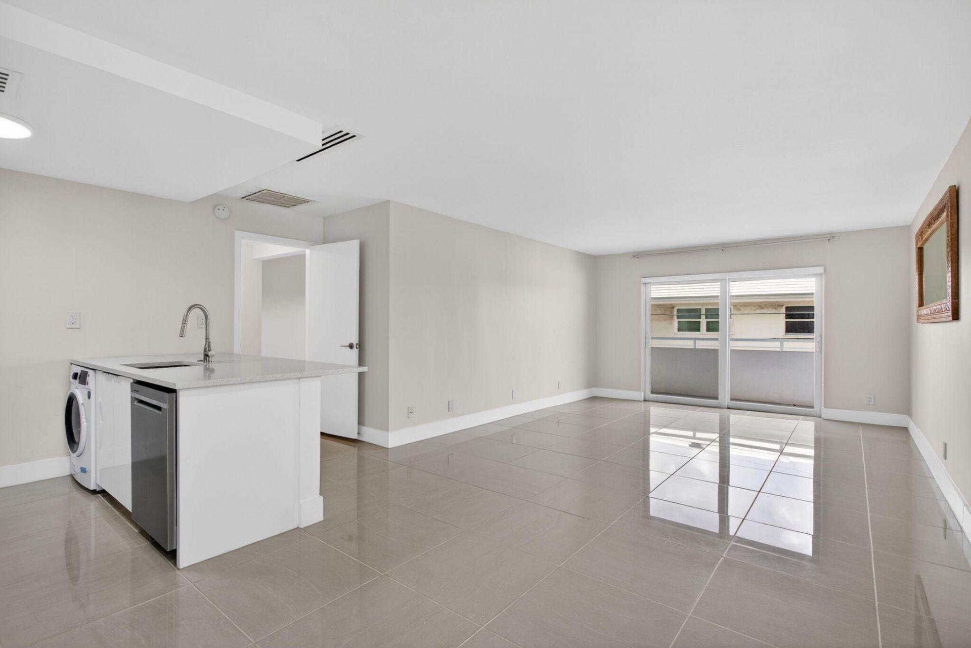 3212 NE 12th Street, Unit Apt 204, Pompano Beach, FL 33062 Photo