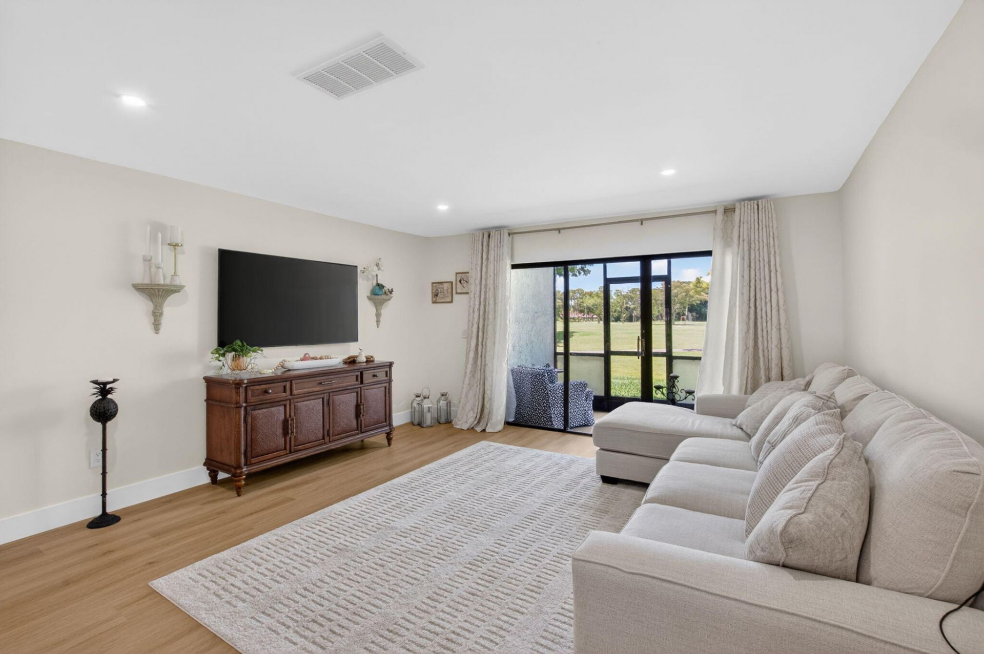 21656 Juego Circle, Unit 23e, Boca Raton, FL 33433 Photo