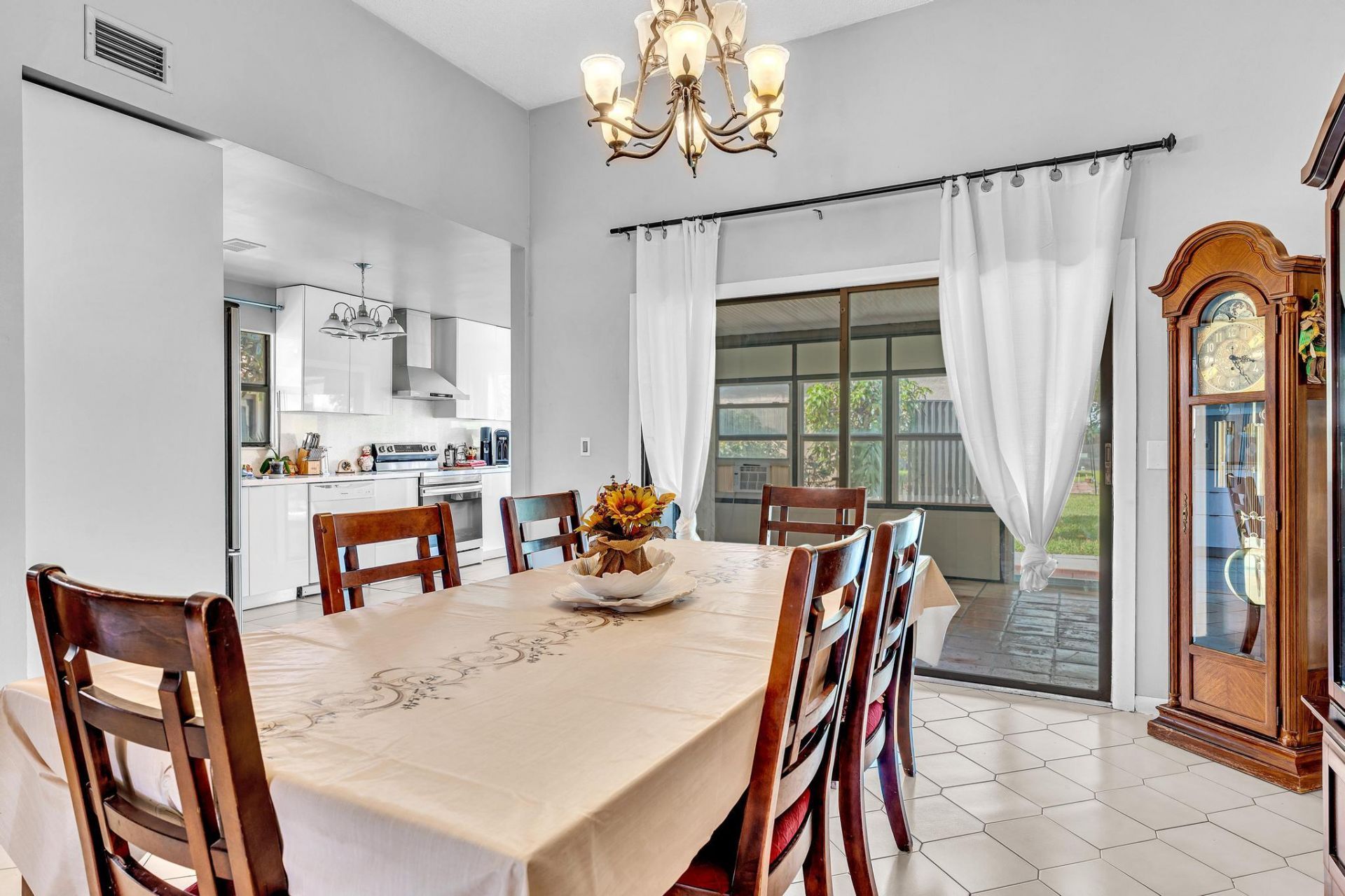 5463 Alta Way, Lake Worth, FL 33467 Photo