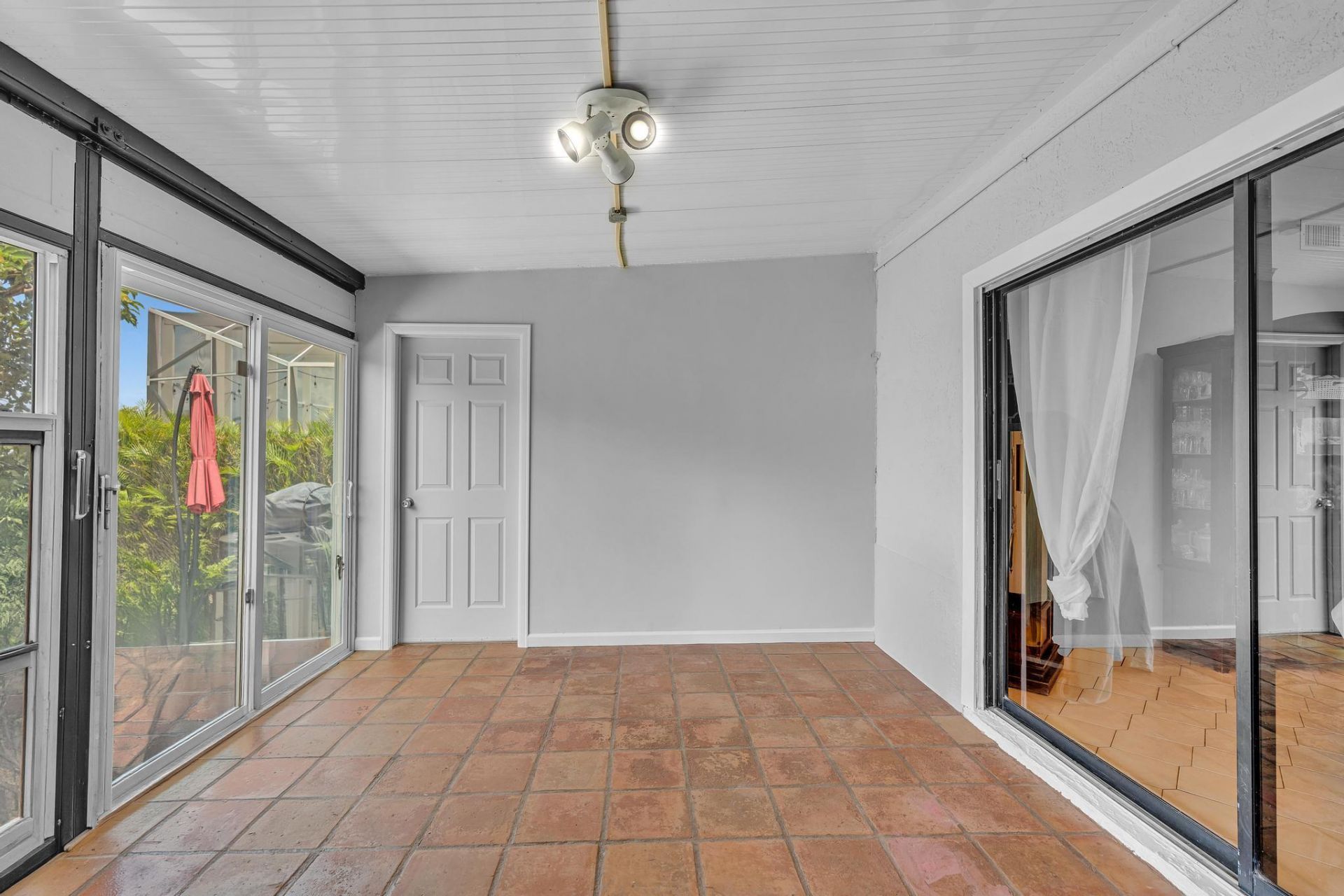 5463 Alta Way, Lake Worth, FL 33467 Photo