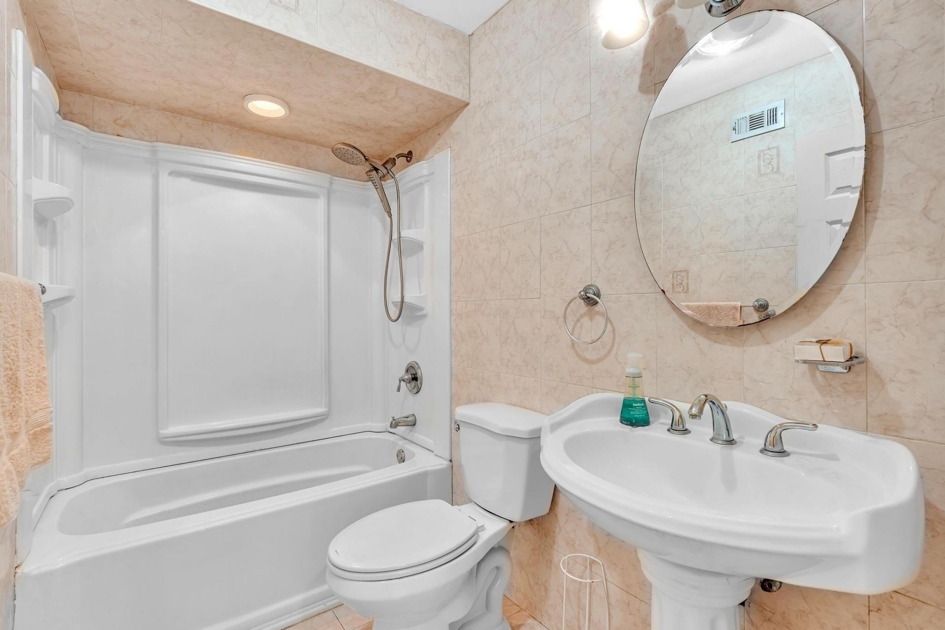 5463 Alta Way, Lake Worth, FL 33467 Photo
