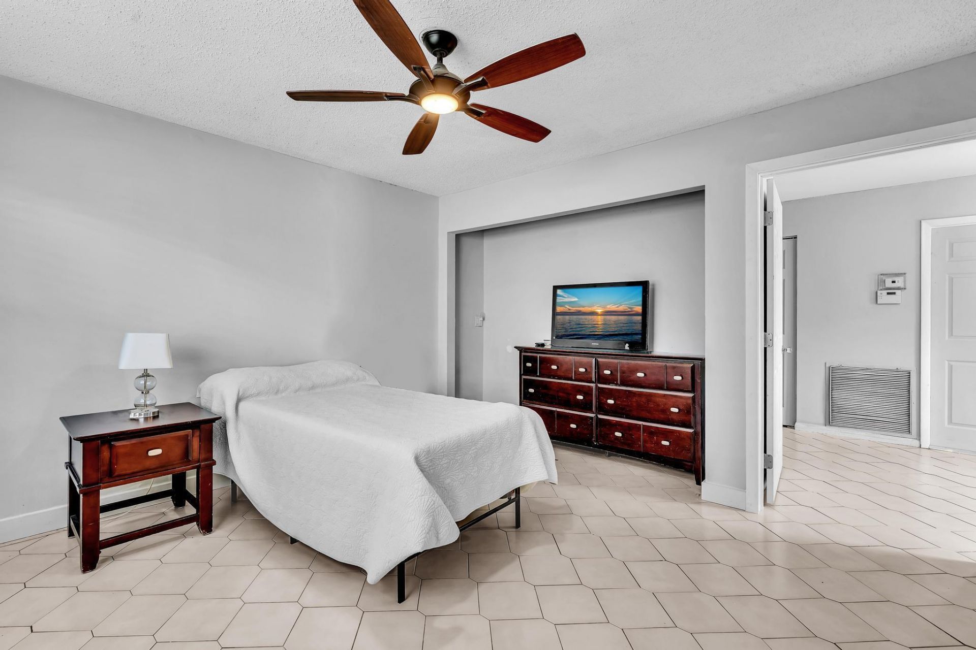5463 Alta Way, Lake Worth, FL 33467 Photo