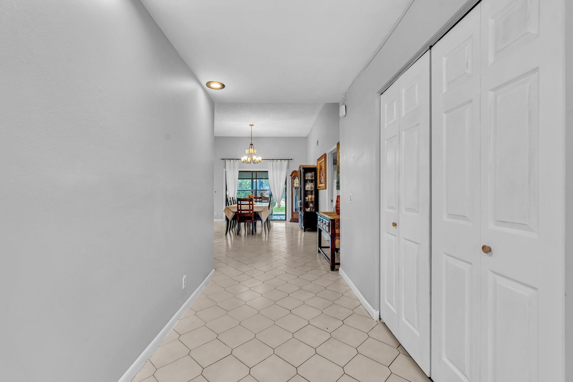 5463 Alta Way, Lake Worth, FL 33467 Photo