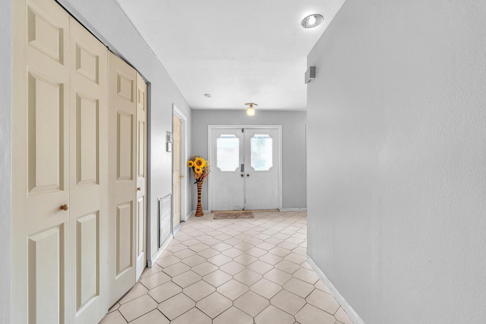 5463 Alta Way, Lake Worth, FL 33467 Photo