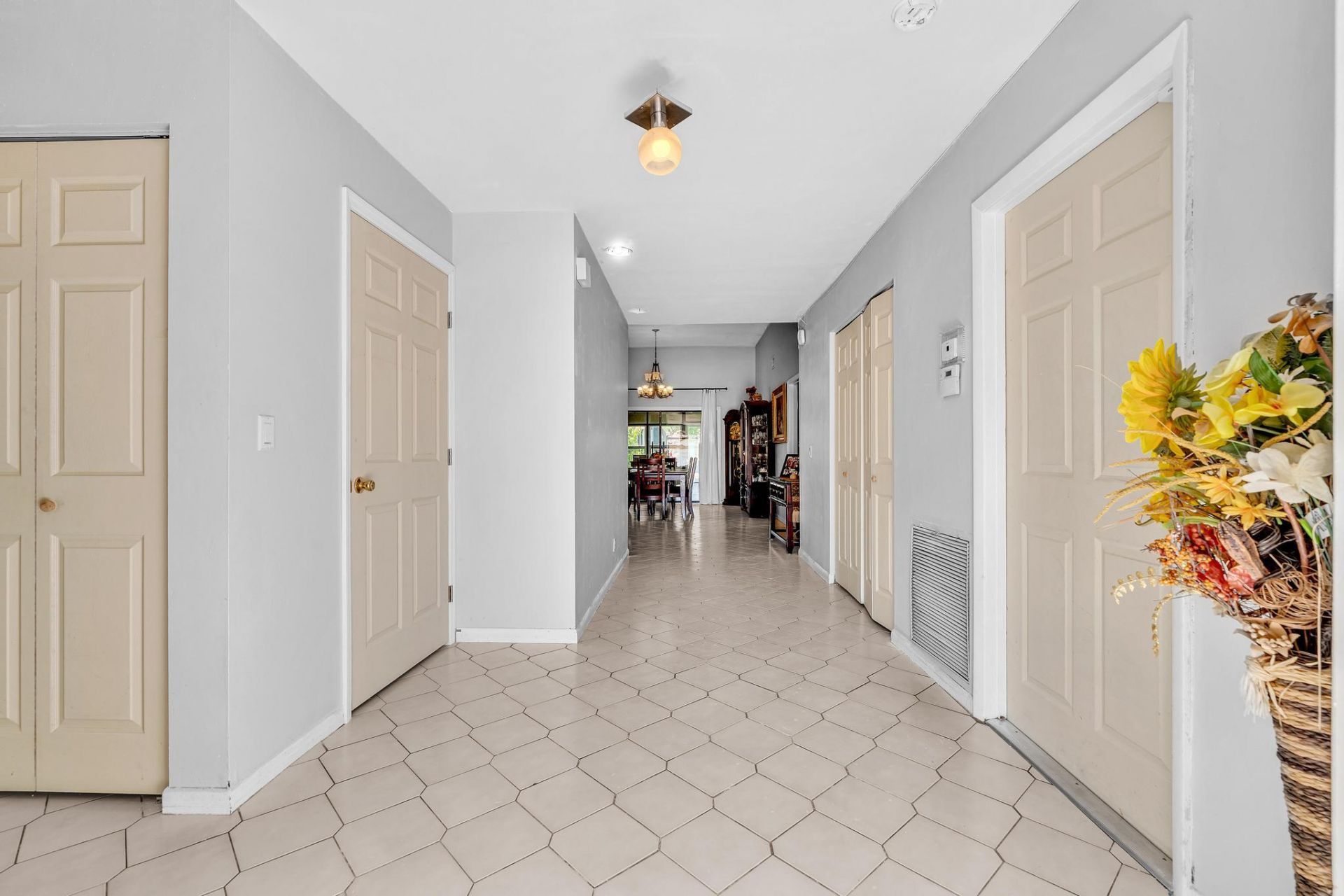 5463 Alta Way, Lake Worth, FL 33467 Photo