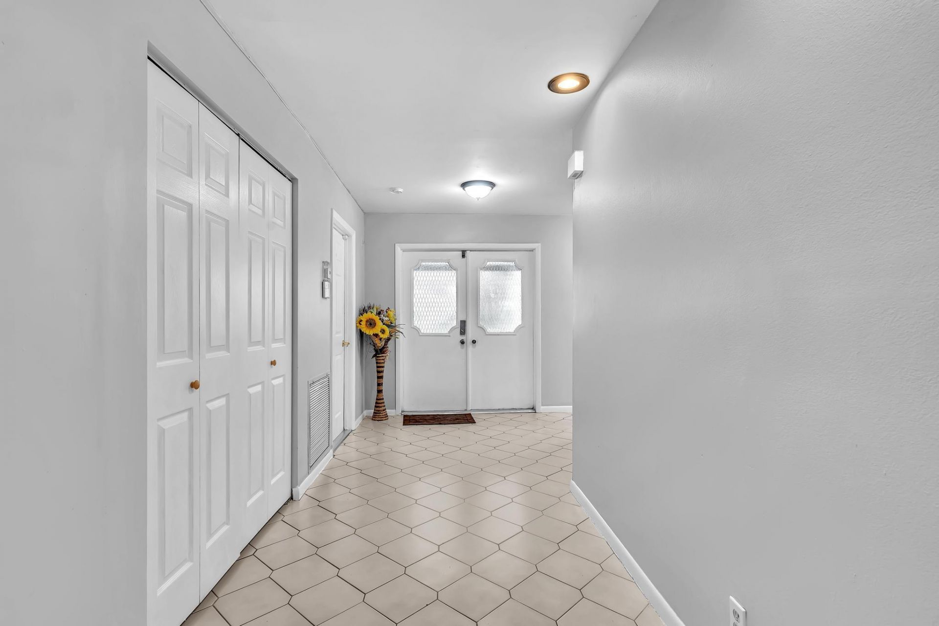 5463 Alta Way, Lake Worth, FL 33467 Photo