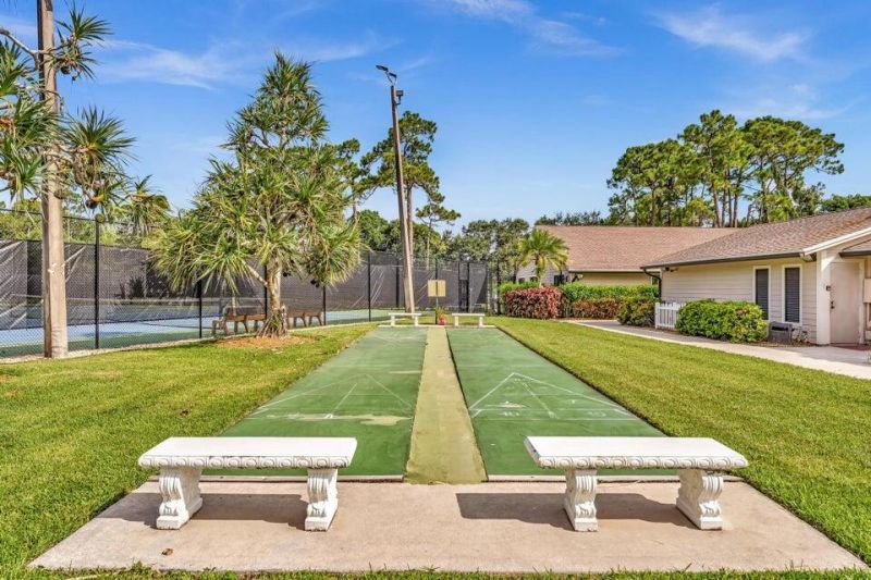 5463 Alta Way, Lake Worth, FL 33467 Photo