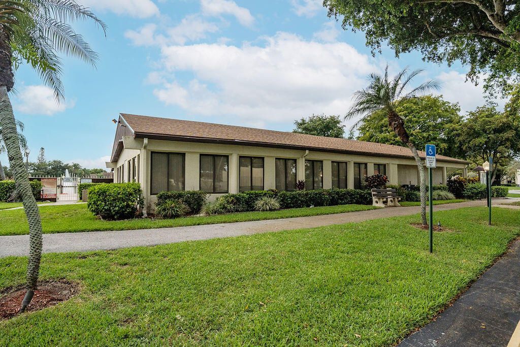 4759 Sable Pine Circle, Unit B2, West Palm Beach, FL 33417 Photo