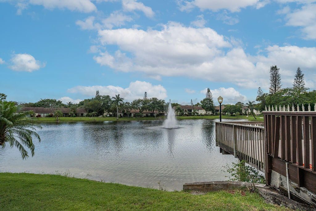 4759 Sable Pine Circle, Unit B2, West Palm Beach, FL 33417 Photo