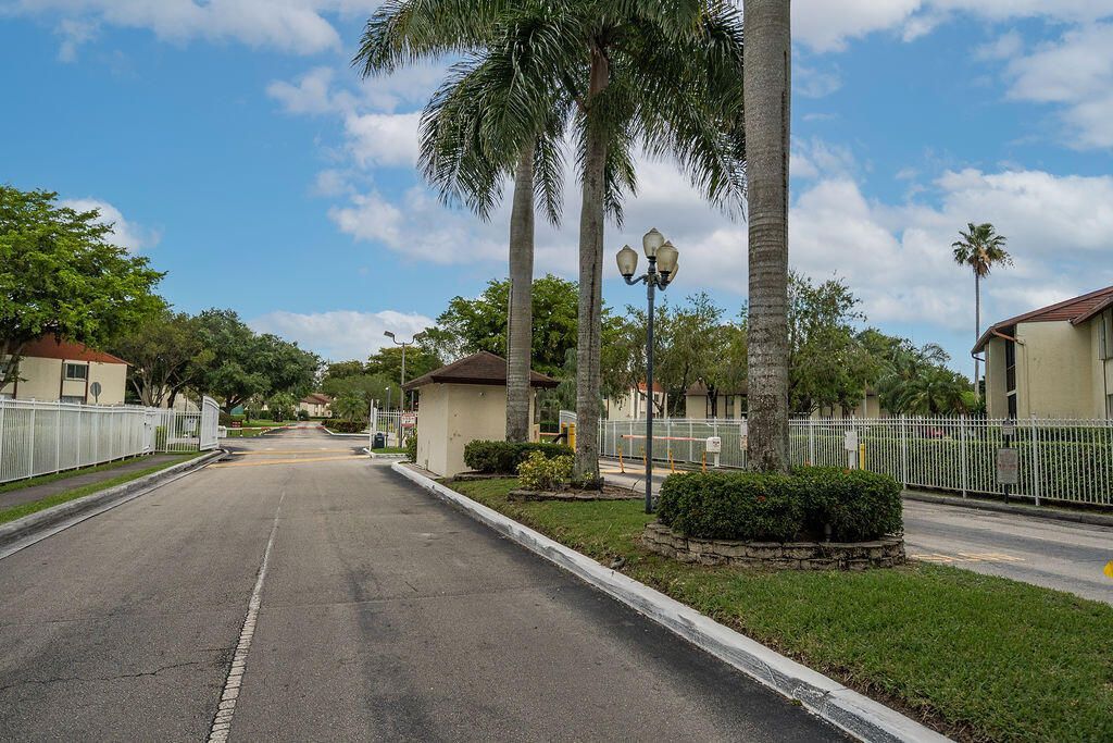 4759 Sable Pine Circle, Unit B2, West Palm Beach, FL 33417 Photo