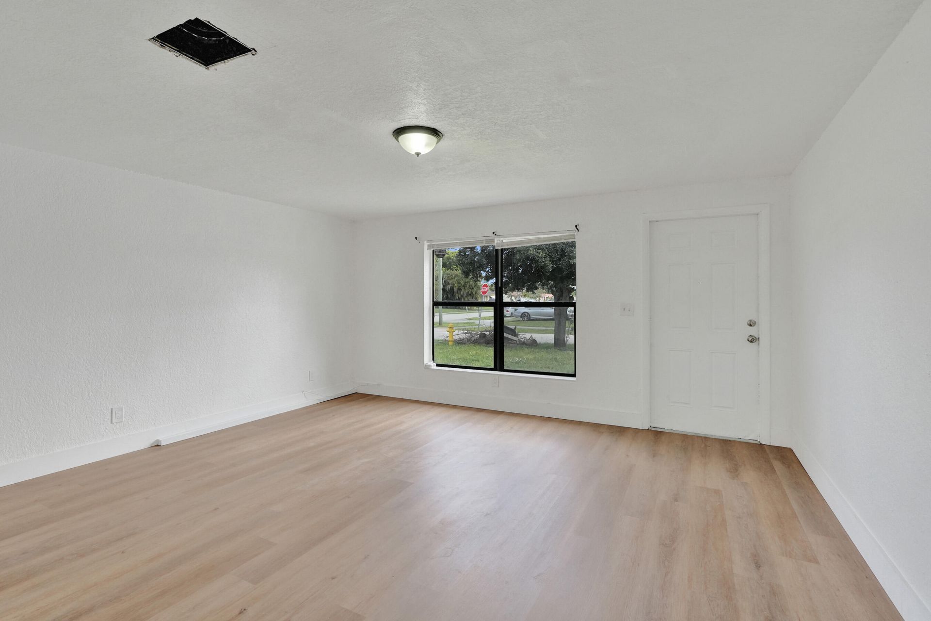 2901 NW 21st Street, Fort Lauderdale, FL 33311 Photo