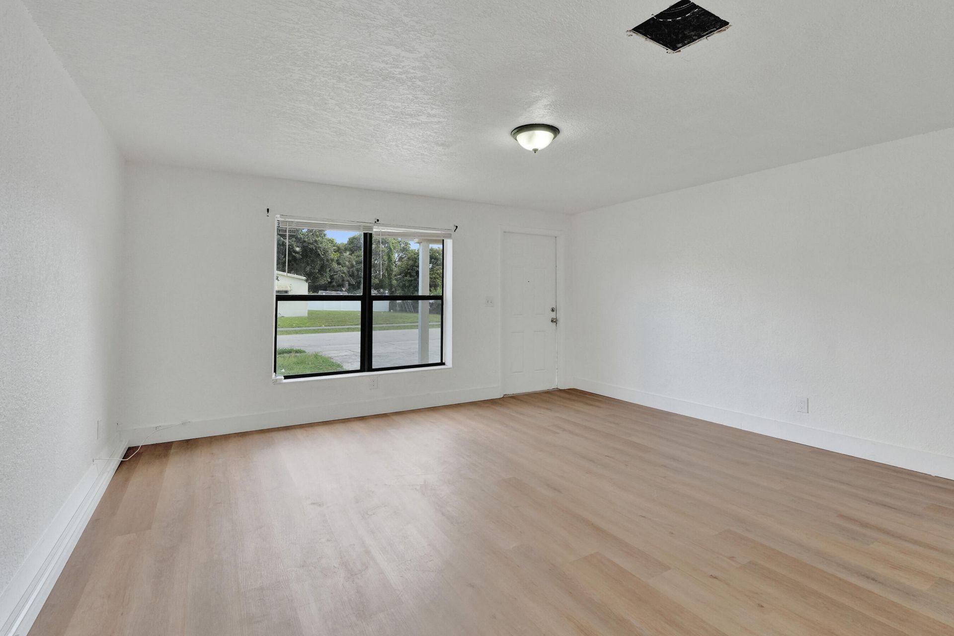 2901 NW 21st Street, Fort Lauderdale, FL 33311 Photo