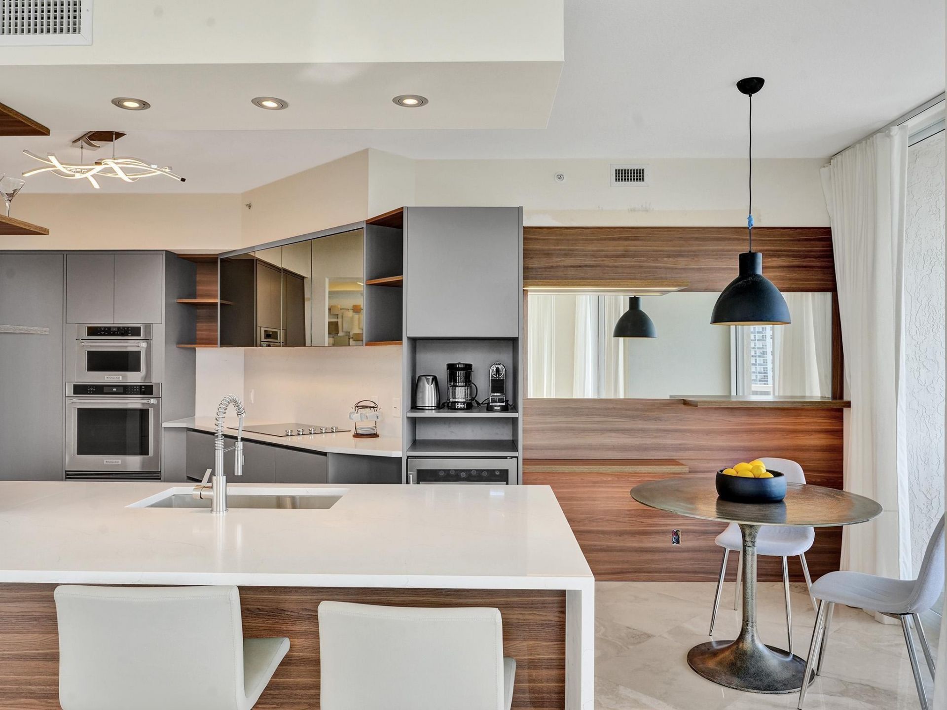 3100 N Ocean Boulevard, Unit 808, Fort Lauderdale, FL 33308 Photo