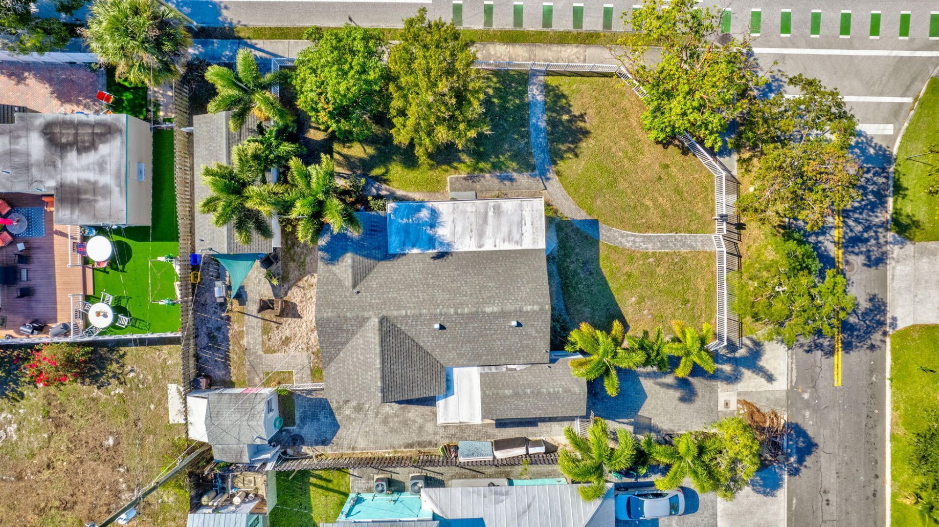 736 Rockland Drive, West Palm Beach, FL 33405 Photo