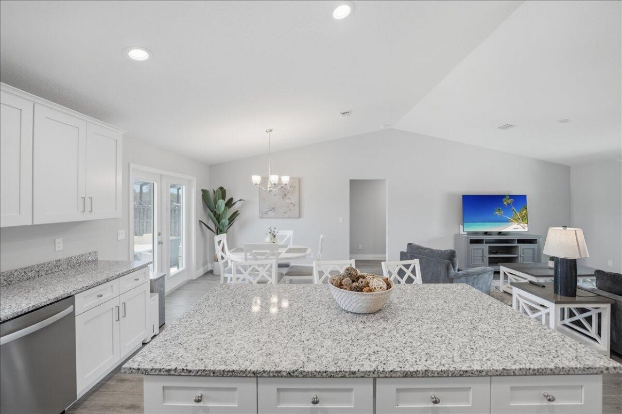 2213 SW Salmon Road, Port Saint Lucie, FL 34953 Photo