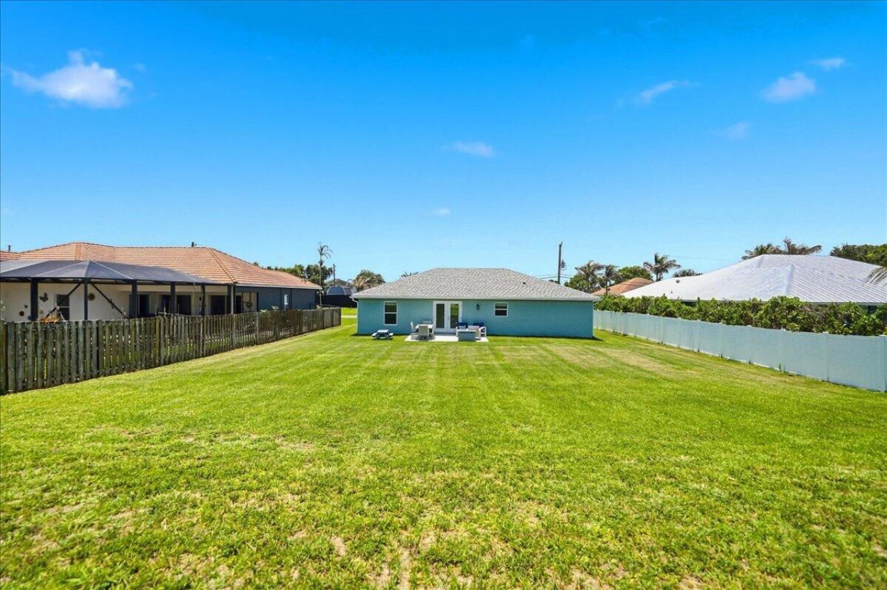 2213 SW Salmon Road, Port Saint Lucie, FL 34953 Photo