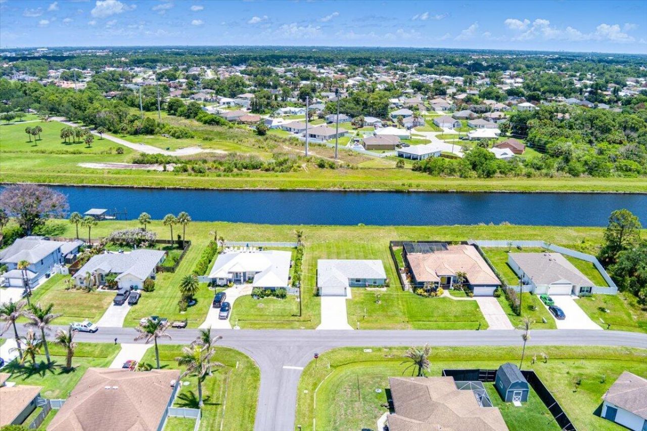 2213 SW Salmon Road, Port Saint Lucie, FL 34953 Photo