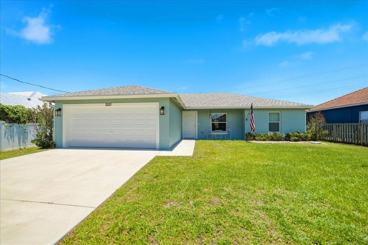 2213 SW Salmon Road, Port Saint Lucie, FL 34953 Photo