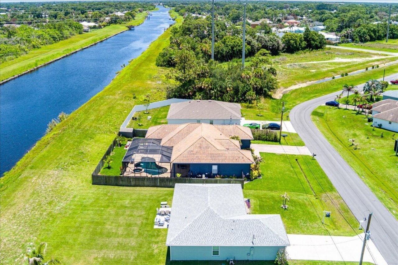 2213 SW Salmon Road, Port Saint Lucie, FL 34953 Photo