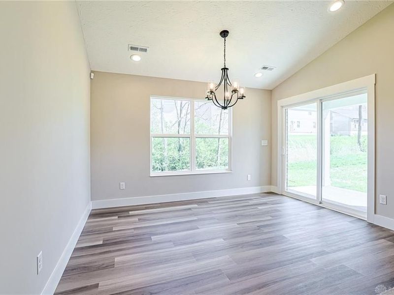 5019 Waterford Lane, Middletown, OH 45042 Photo 14