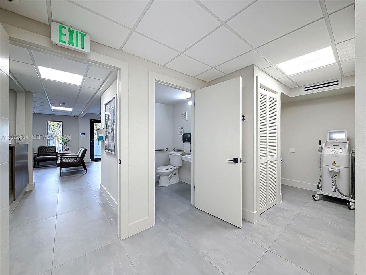 232 SW 8th St , Unit ENTIRE BUI, Miami, FL 33130 Photo