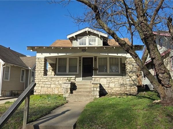 402 Van Brunt Boulevard, Kansas City, MO 64124