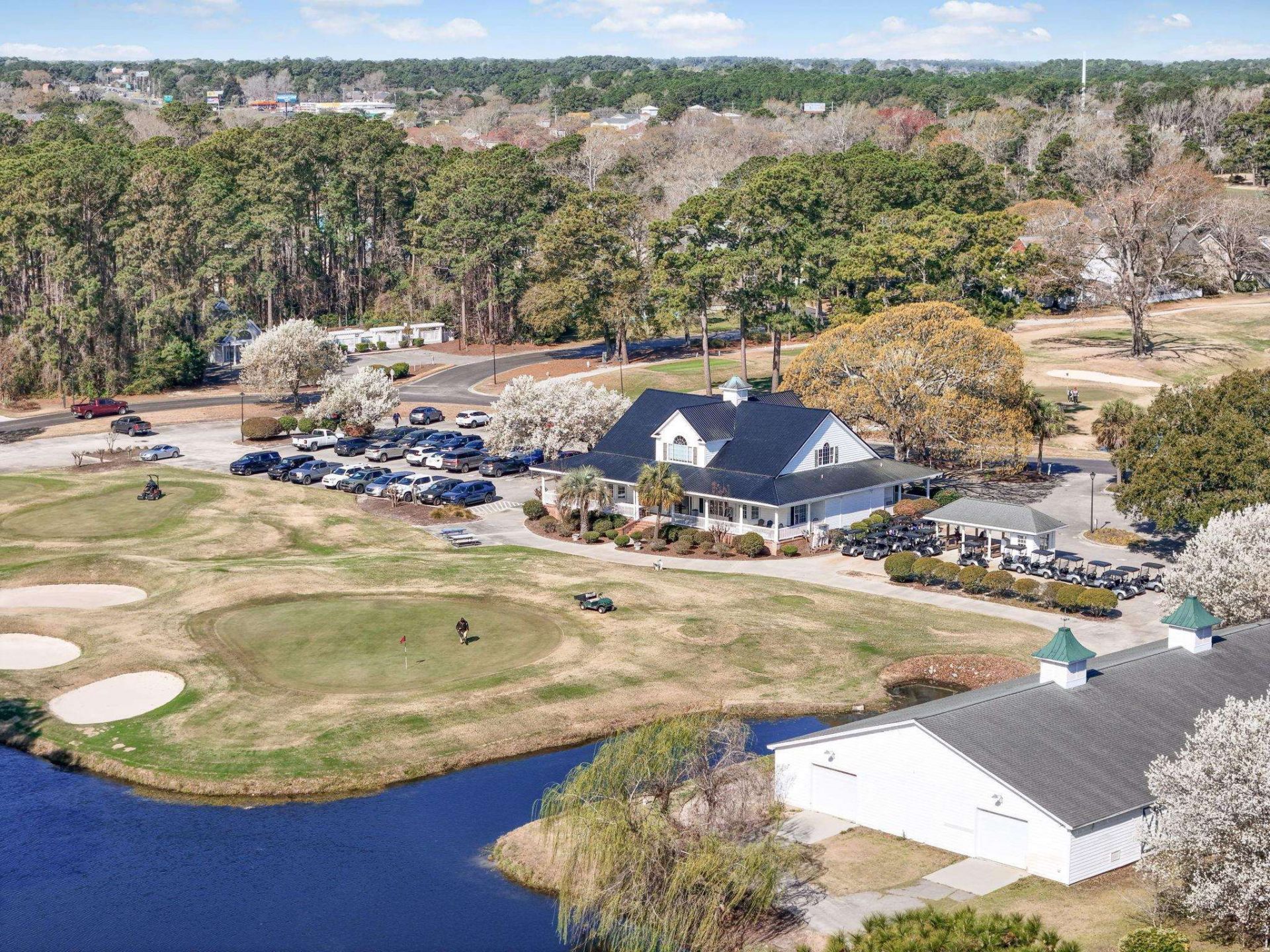 4601 Greenbriar Dr.  Photo 4