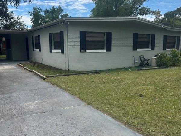 3409 E PARIS STREET , TAMPA, FL 33610