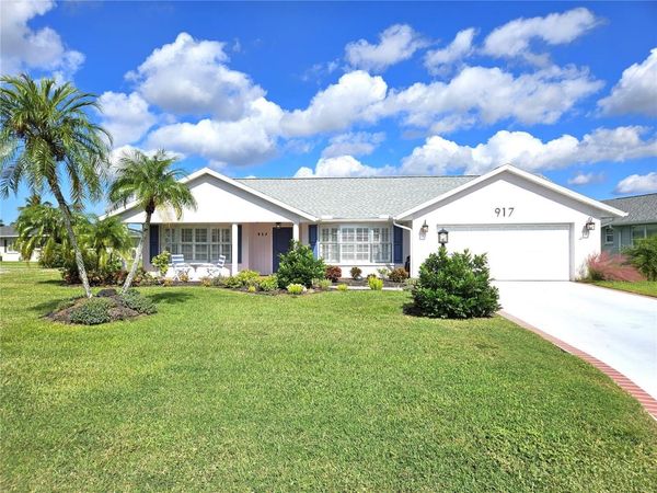 917 S GONDOLA DRIVE , VENICE, FL 34293