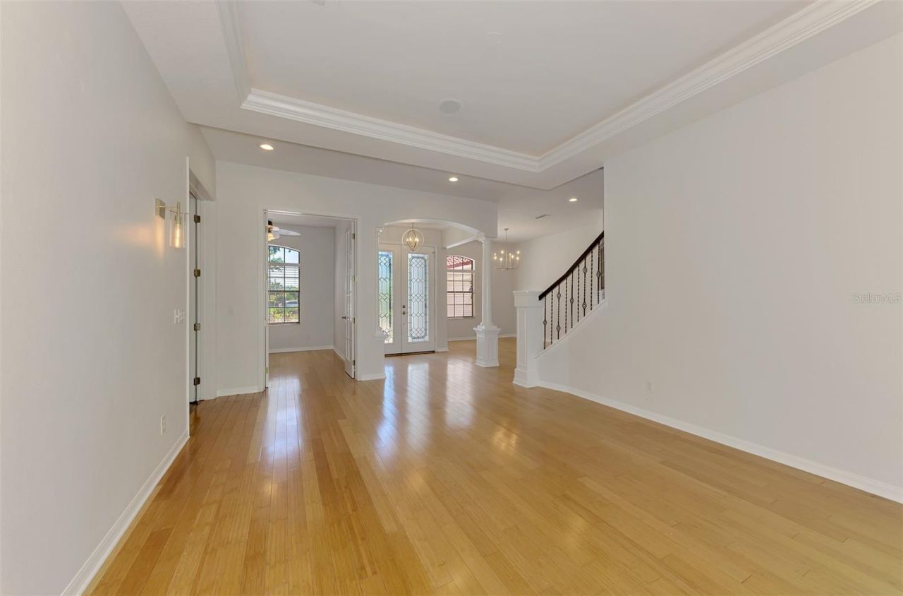 5684 Eastwind Drive, Sarasota, FL 34233 Photo