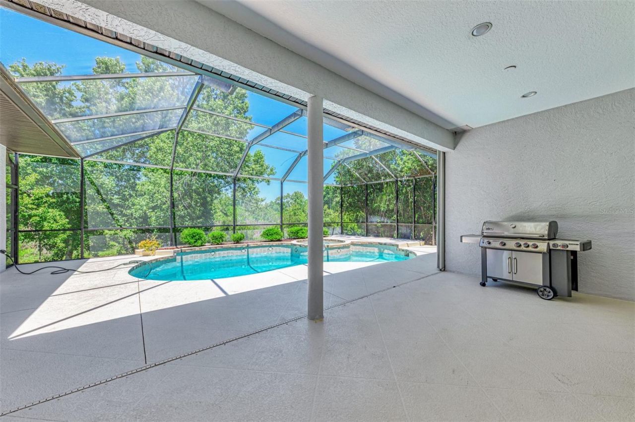 5684 Eastwind Drive, Sarasota, FL 34233 Photo