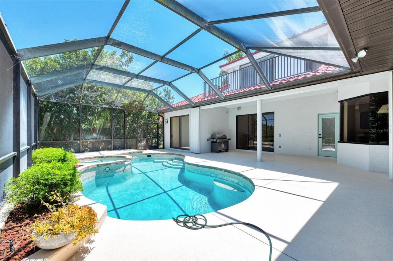 5684 Eastwind Drive, Sarasota, FL 34233 Photo
