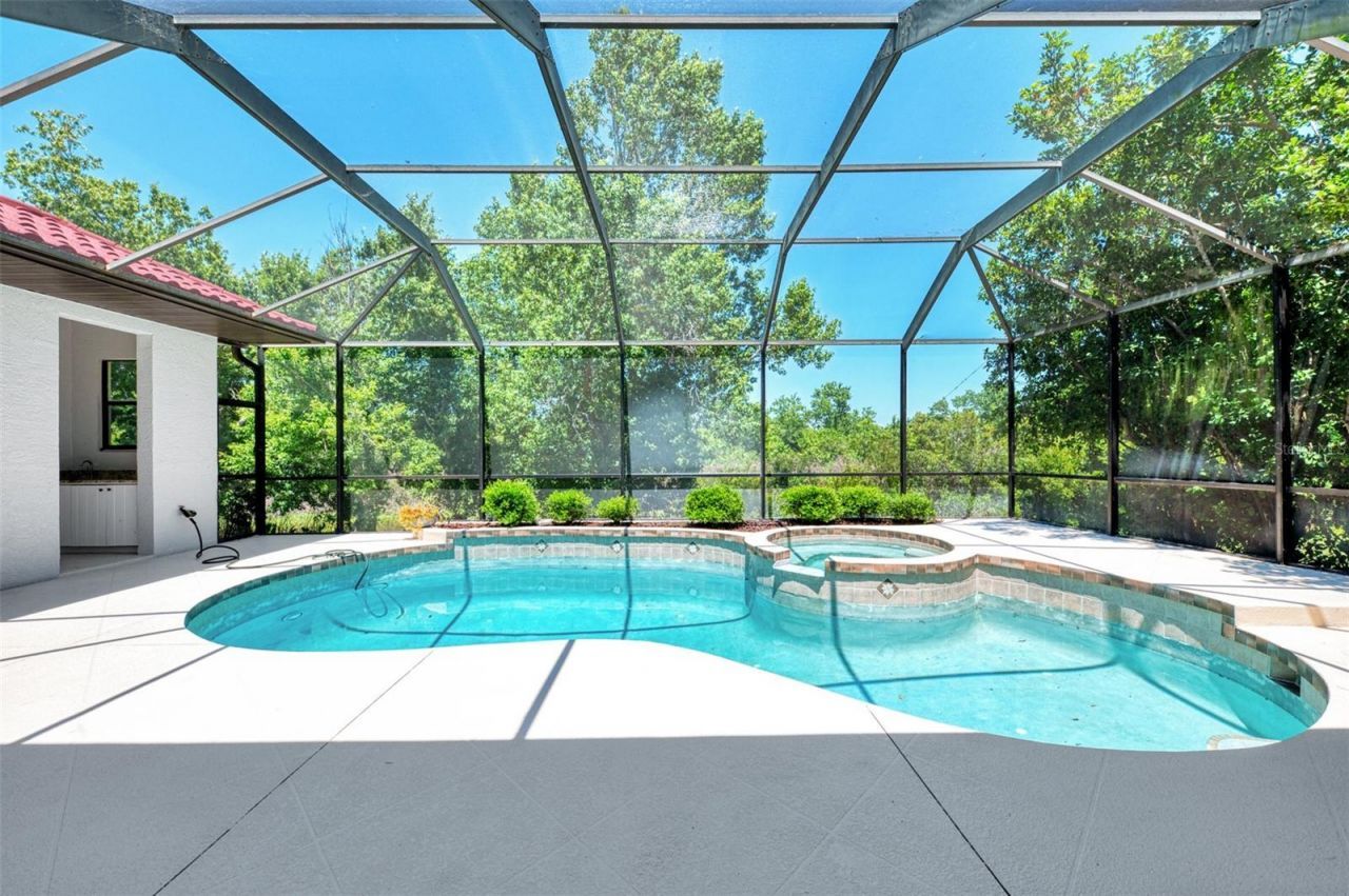 5684 Eastwind Drive, Sarasota, FL 34233 Photo