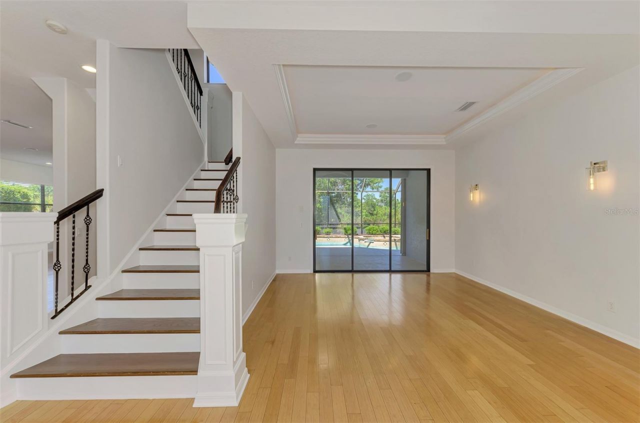 5684 Eastwind Drive, Sarasota, FL 34233 Photo