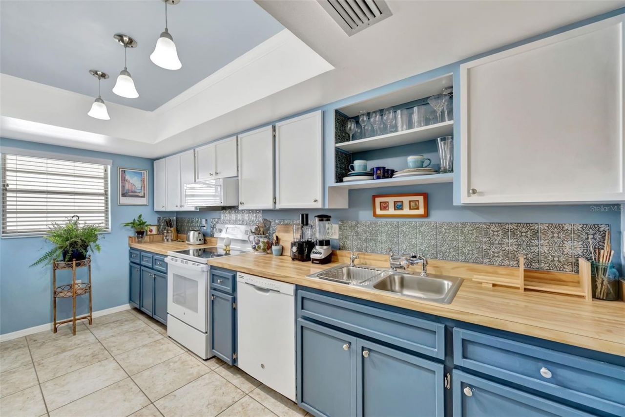 4835 Independence Drive, Bradenton, FL 34210 Photo