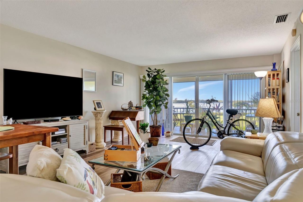 4835 Independence Drive, Bradenton, FL 34210 Photo