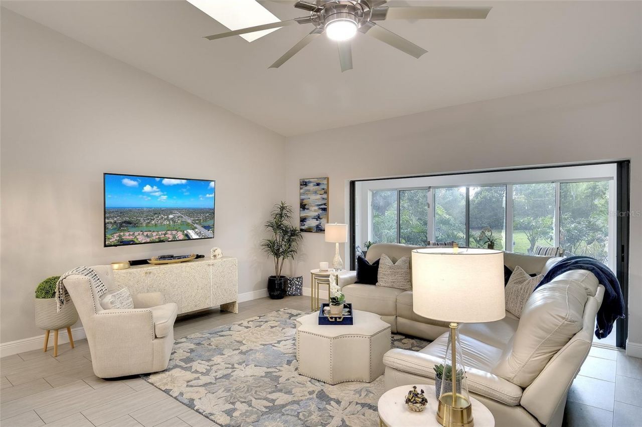 4034 Wilshire Circle E, Unit 154, Sarasota, FL 34238 Photo