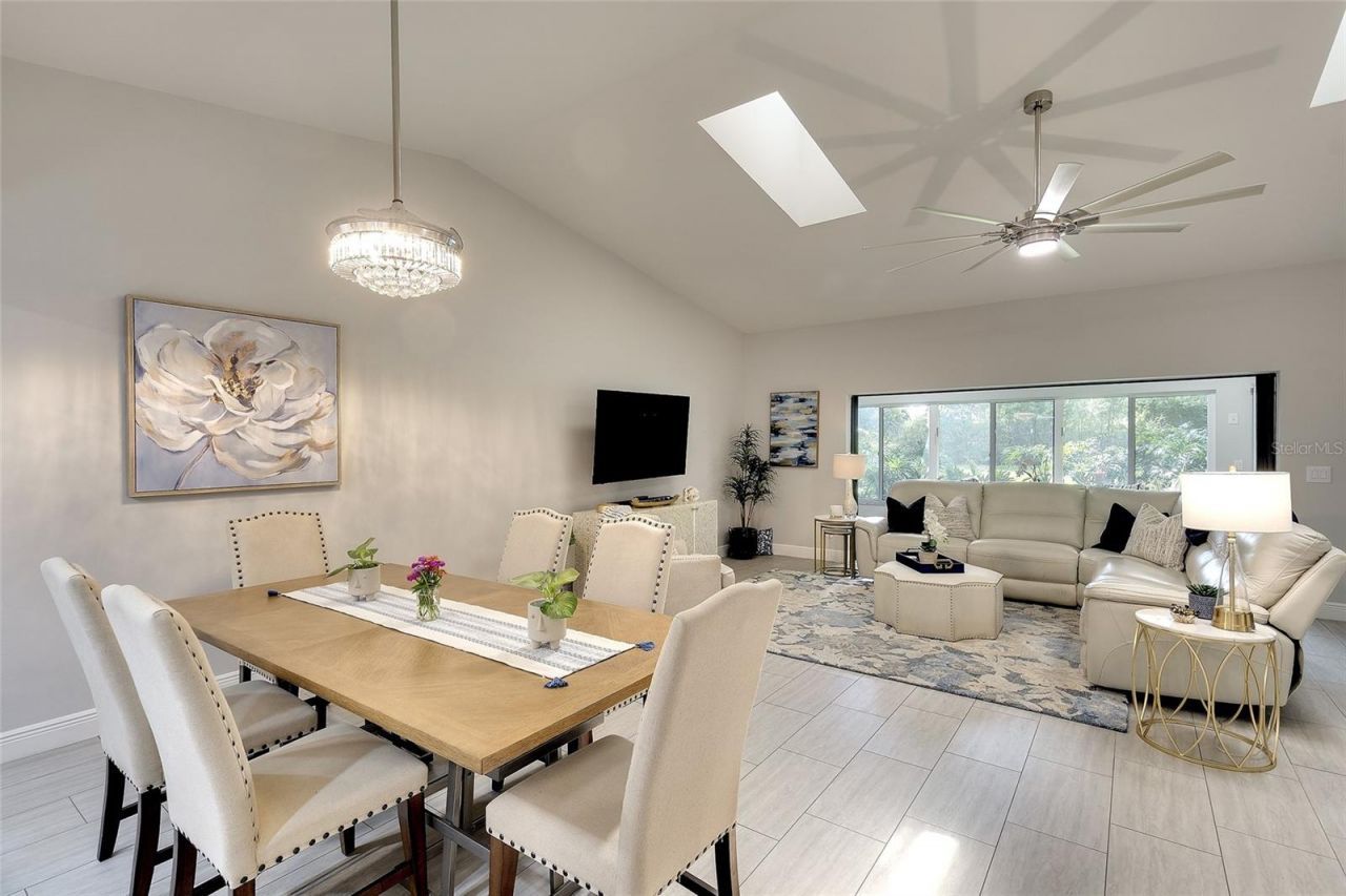4034 Wilshire Circle E, Unit 154, Sarasota, FL 34238 Photo