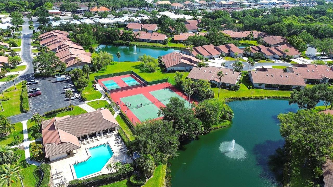 4034 Wilshire Circle E, Unit 154, Sarasota, FL 34238 Photo