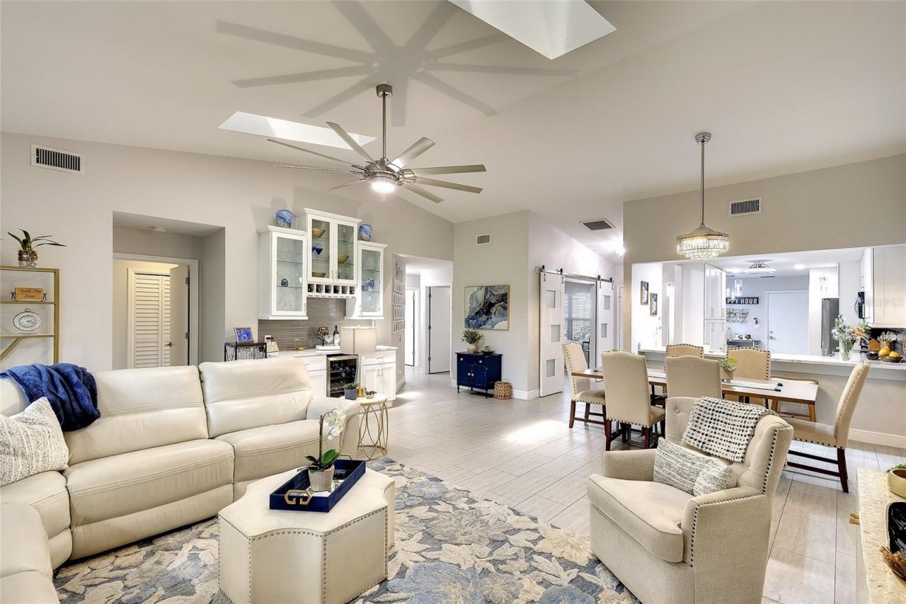 4034 Wilshire Circle E, Unit 154, Sarasota, FL 34238 Photo