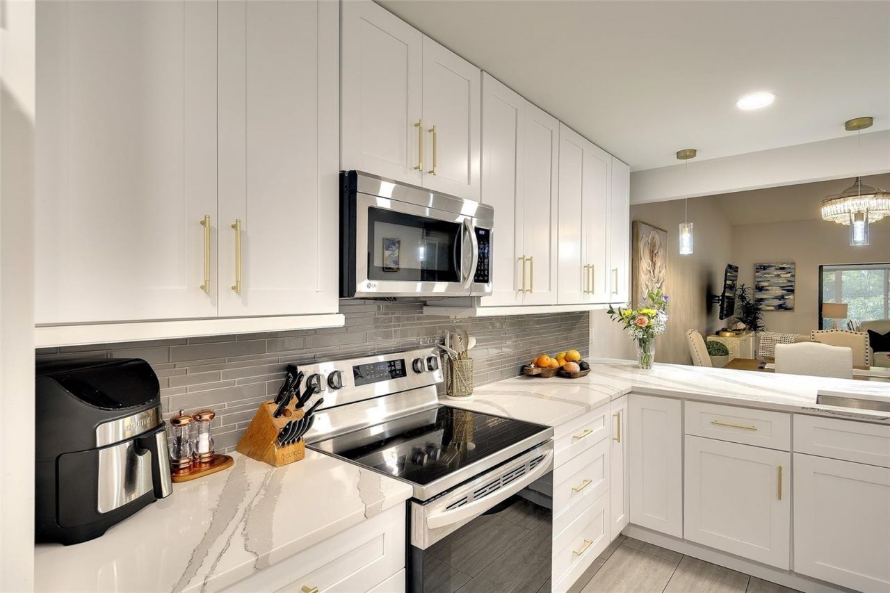 4034 Wilshire Circle E, Unit 154, Sarasota, FL 34238 Photo