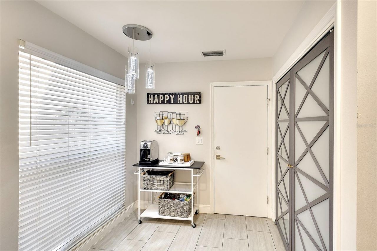 4034 Wilshire Circle E, Unit 154, Sarasota, FL 34238 Photo