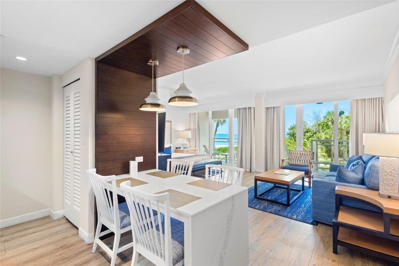 240 Sands Point Road, Unit 4104, Longboat Key, FL 34228 Photo