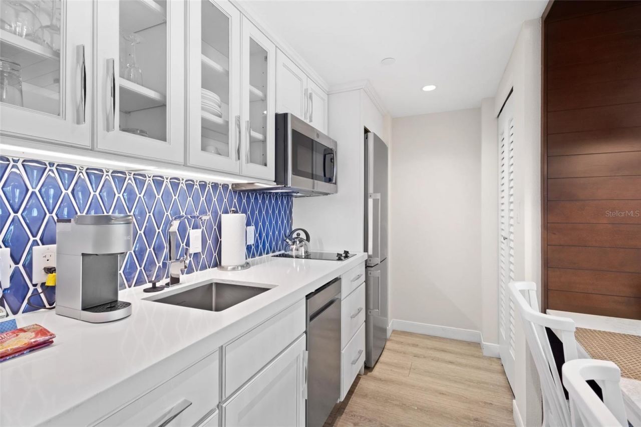 240 Sands Point Road, Unit 4104, Longboat Key, FL 34228 Photo