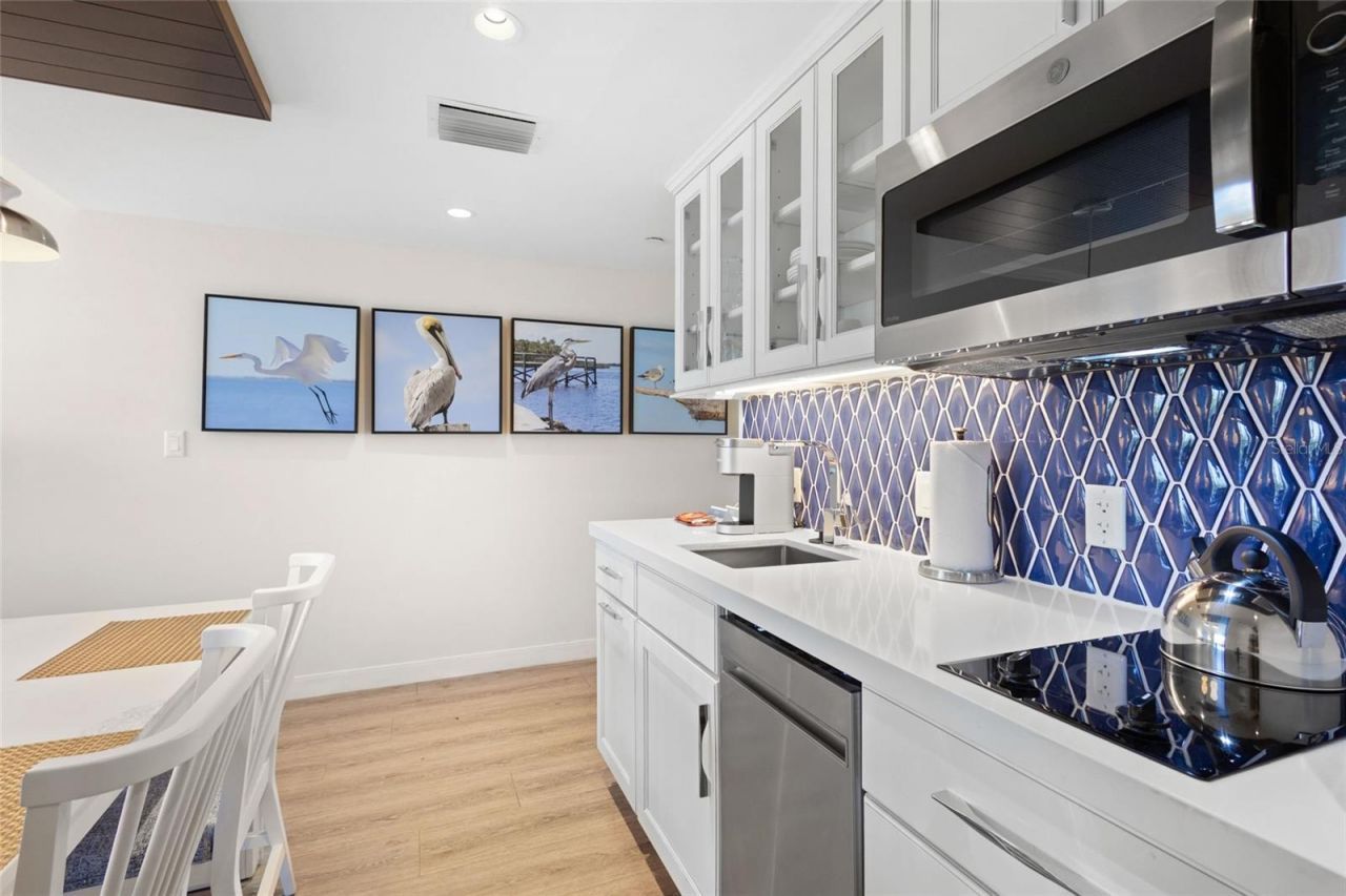 240 Sands Point Road, Unit 4104, Longboat Key, FL 34228 Photo